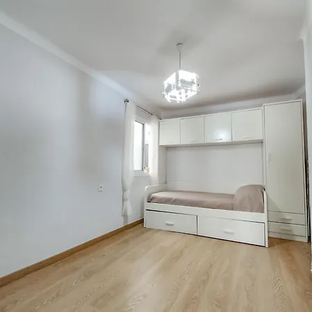 Cd-1909 Two Bedroom In Daire